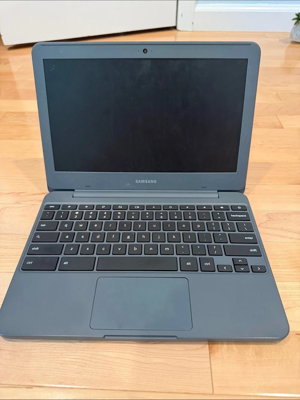 Samsung Dark Gray Chromebook Laptop with Built-in Webcam and Charger